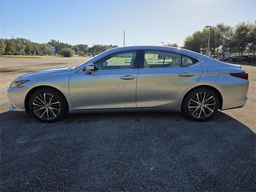 2025 Lexus ES 350 Base