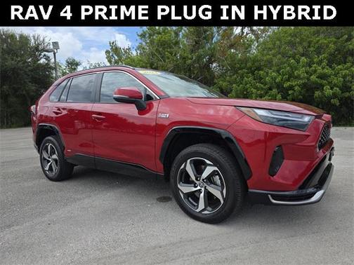 2023 Toyota RAV4 Hybrid SE