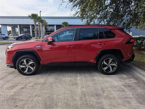 2023 Toyota RAV4 Hybrid SE