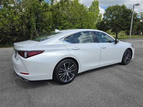 2024 Lexus ES 350 Premium