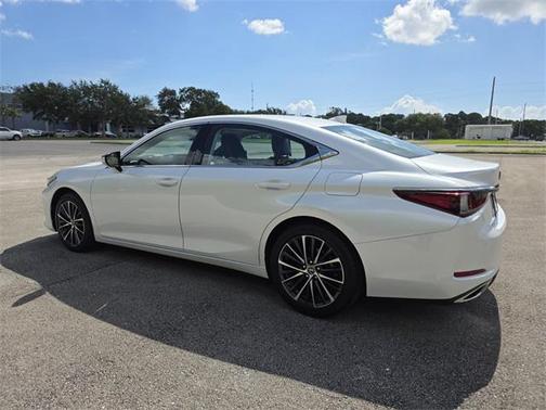 2024 Lexus ES 350 Premium