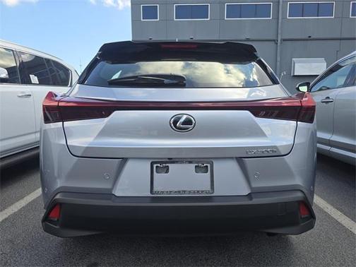 2025 Lexus UX 300h Premium