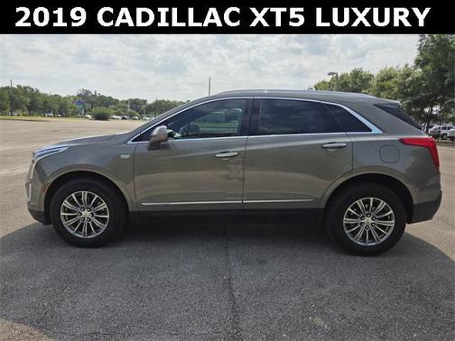 2019 Cadillac XT5 Luxury