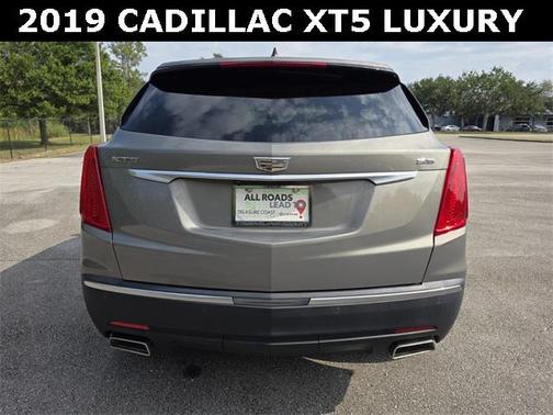 2019 Cadillac XT5 Luxury