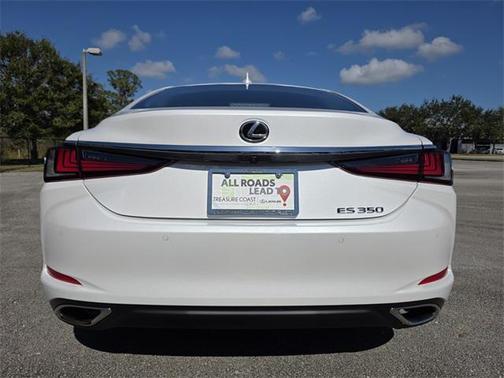 2025 Lexus ES 350 Base