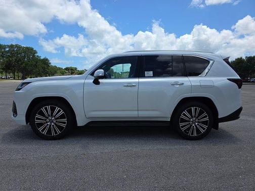 White Pearl 2026 Lexus LX 600 Luxury