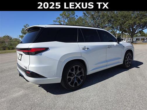 2025 Lexus TX 500h F SPORT Luxury