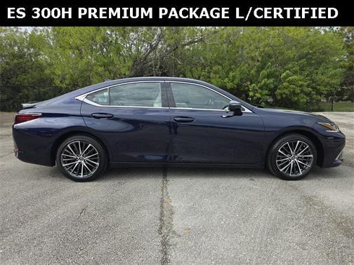 2025 Lexus ES 300h Premium
