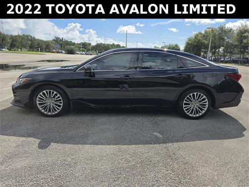 2022 Toyota Avalon Limited