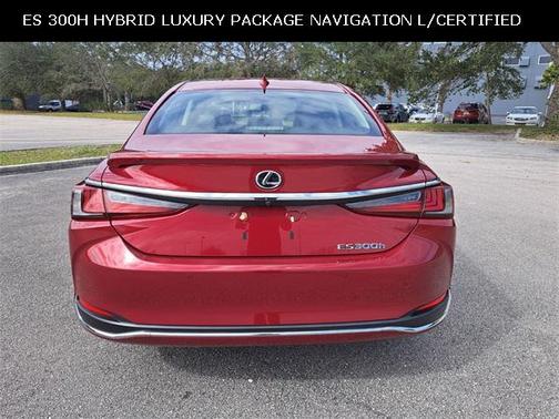 2019 Lexus ES 300h Ultra Luxury