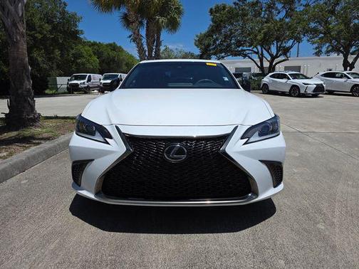 Ultra White 2022 Lexus ES 350 F Sport