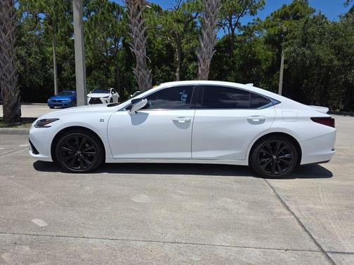 Ultra White 2022 Lexus ES 350 F Sport