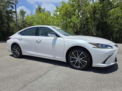 2022 Lexus ES 350 Premium