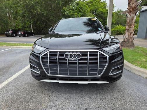 Black Metallic 2021 Audi Q5 45 Prestige