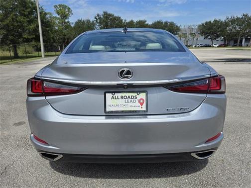 2025 Lexus ES 350 Base