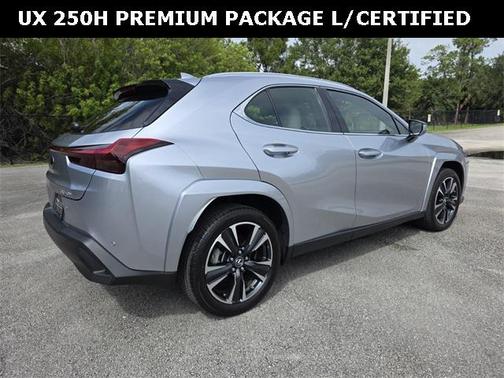 2023 Lexus UX 250h Base