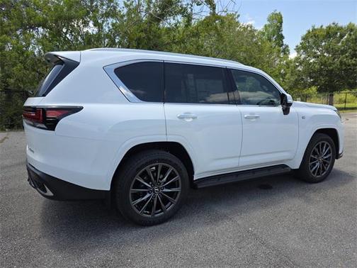 2025 Lexus LX 600 Base