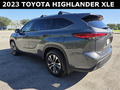 2023 Toyota Highlander XLE