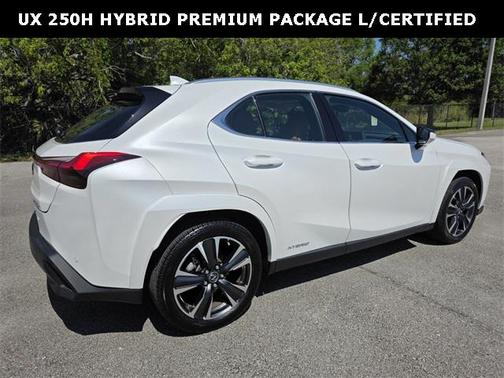 2022 Lexus UX 250h Base