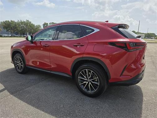 2025 Lexus NX 250 Premium