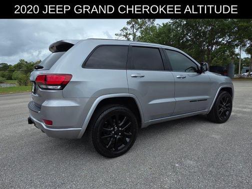 2020 Jeep Grand Cherokee Altitude