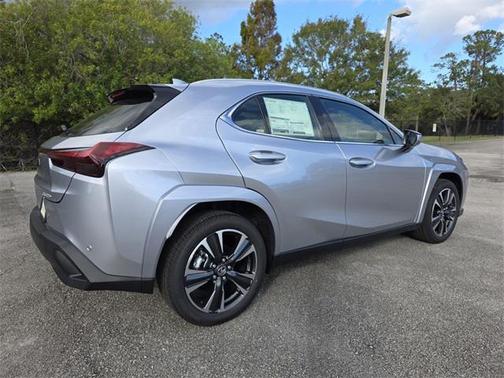2025 Lexus UX 300h Premium