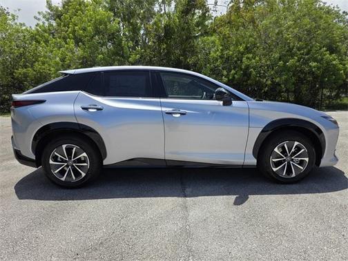 2025 Lexus RZ 300e 300e Premium