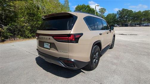 2025 Lexus LX 700h Overtrail