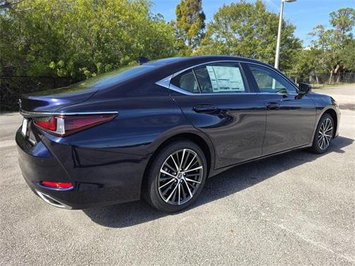 2025 Lexus ES 350 Base