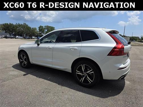 2018 Volvo XC60 T6 R-Design