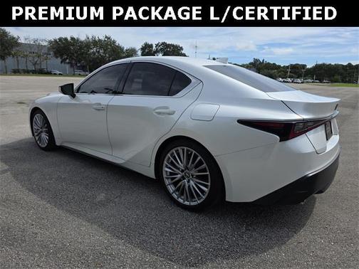 2022 Lexus IS 300 Base