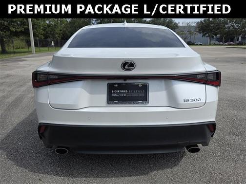 2022 Lexus IS 300 Base