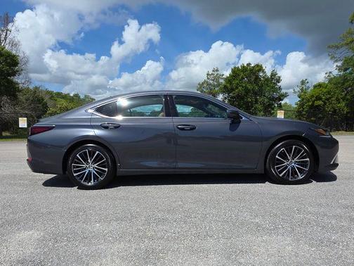 2024 Lexus ES 350 Premium