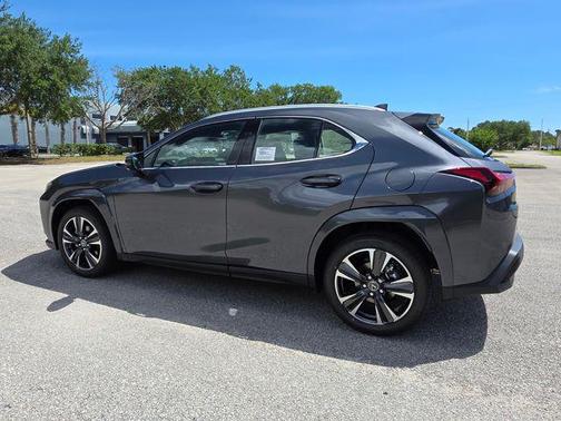 2026 Lexus UX 300h Premium