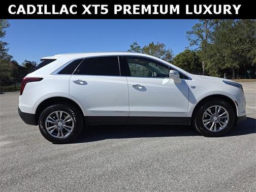 2021 Cadillac XT5 Premium Luxury