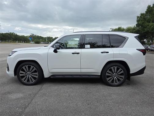 2025 Lexus LX 600 Luxury