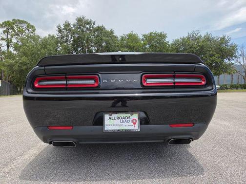 Pitch Black Clearcoat 2019 Dodge Challenger R/T