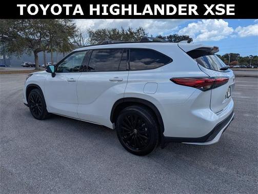 2023 Toyota Highlander XSE