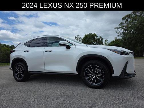Eminent White Pearl 2024 Lexus NX 250 Premium