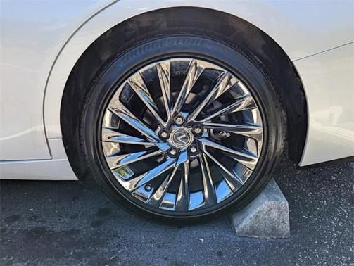 2024 Lexus ES 350 Ultra Luxury