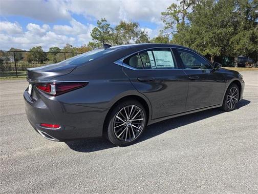 2025 Lexus ES 350 Base