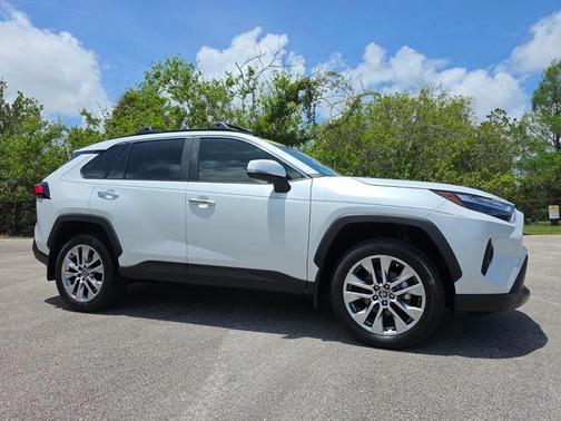 Wind Chill Pearl 2025 Toyota RAV4 Limited