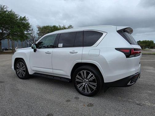 2026 Lexus LX 700h 700h Luxury