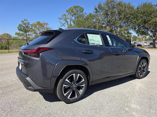2025 Lexus UX 300h Premium