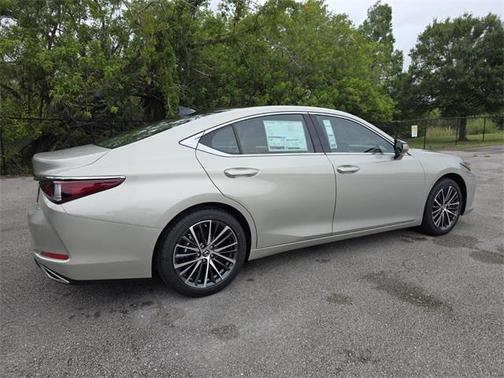 2025 Lexus ES 350 Base