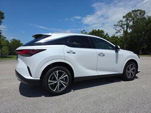 White Pearl 2026 Lexus RX 350 Premium