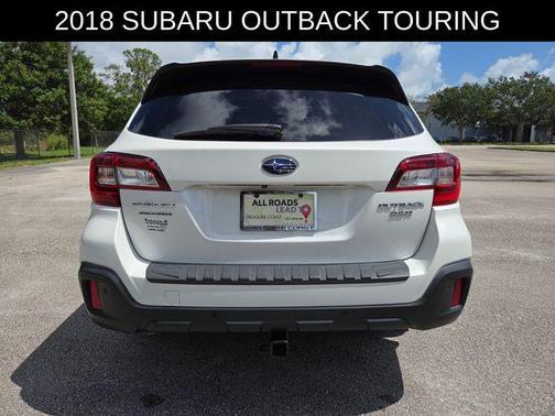 Crystal White Pearl 2018 Subaru Outback 3.6R Touring