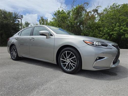 2017 Lexus ES 350 Base