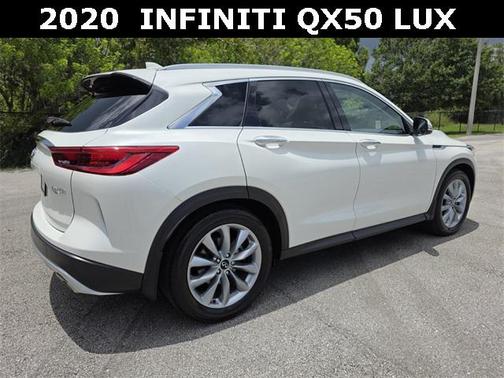 2020 INFINITI QX50 LUXE