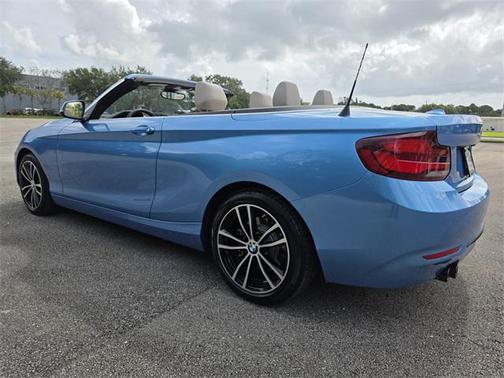 2020 BMW 230 230i